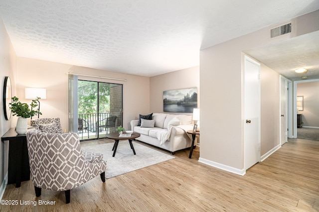 7098 Wildwood Cir Apt 24, Louisville, KY 40291 - photo 2