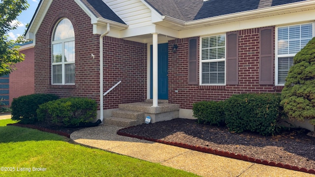 9904 Lancewood Rd, Louisville, KY 40229 - photo 4