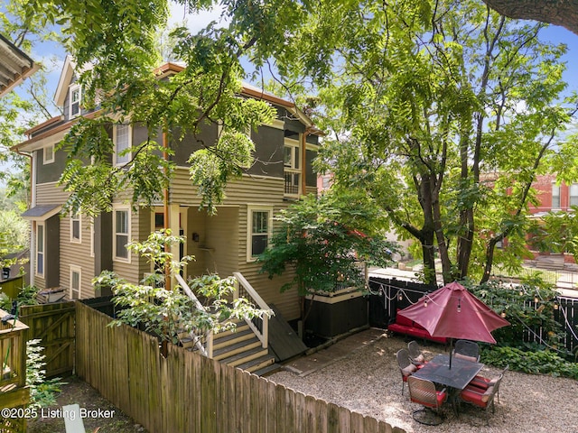 201 E Oak St, Louisville, KY 40203 - photo 43