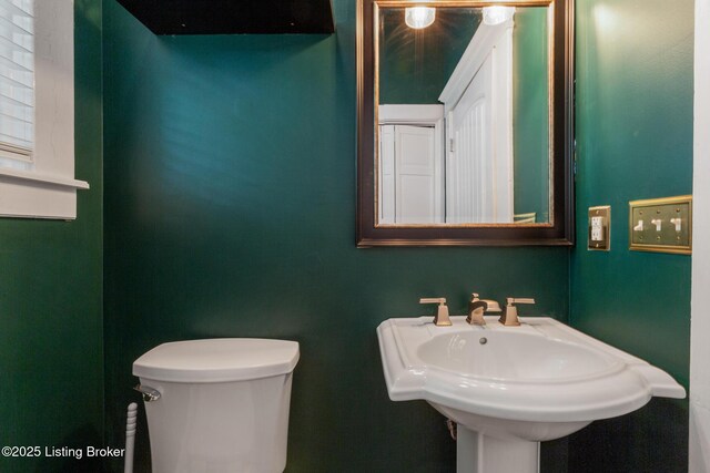 201 E Oak St, Louisville, KY 40203 - photo 25