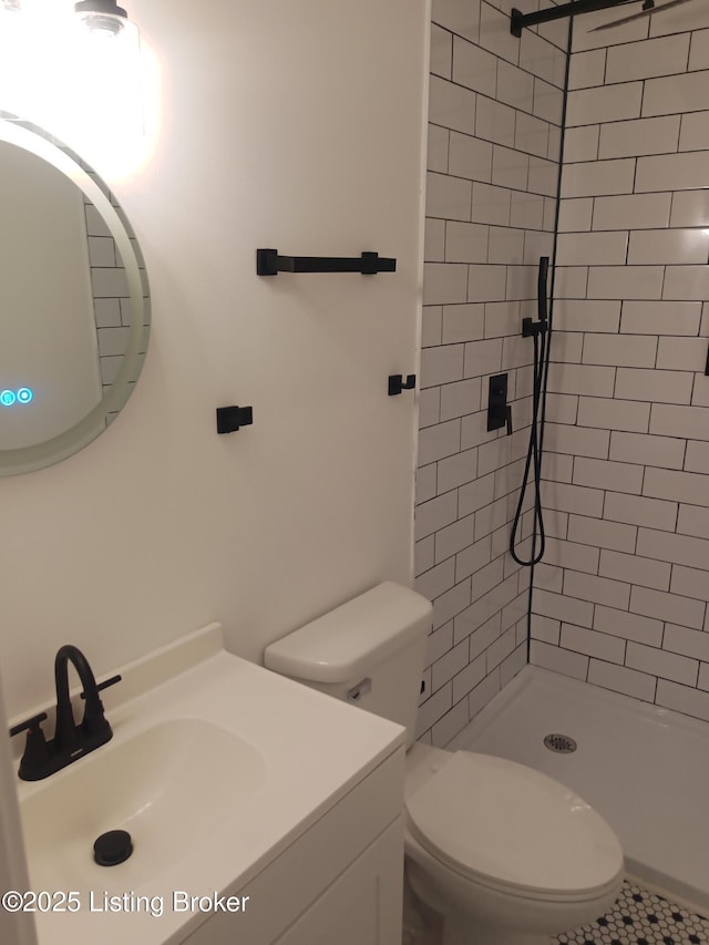 263 Fawn Hill Loop, Leitchfield, KY 42754 - bathroom with tiled shower and vanity