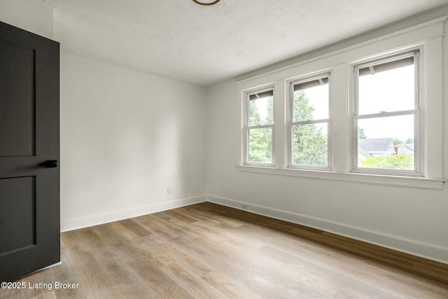 1215 Delor Ave, Louisville, KY 40217 - photo 31