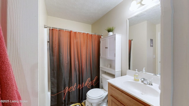 7236 Michael Benjamin Cir, Crestwood, KY 40014 - full bathroom with vanity and a textured ceiling