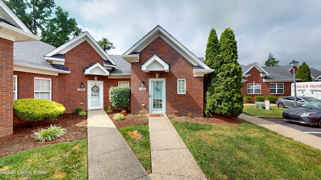 7236 Michael Benjamin Cir, Crestwood, KY 40014 - view of front of home featuring brick siding and a front lawn