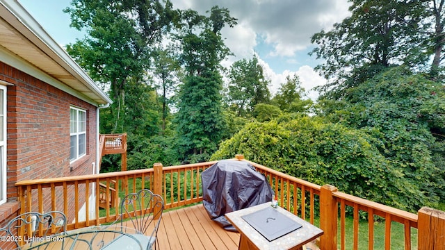 7236 Michael Benjamin Cir, Crestwood, KY 40014 - wooden terrace featuring area for grilling