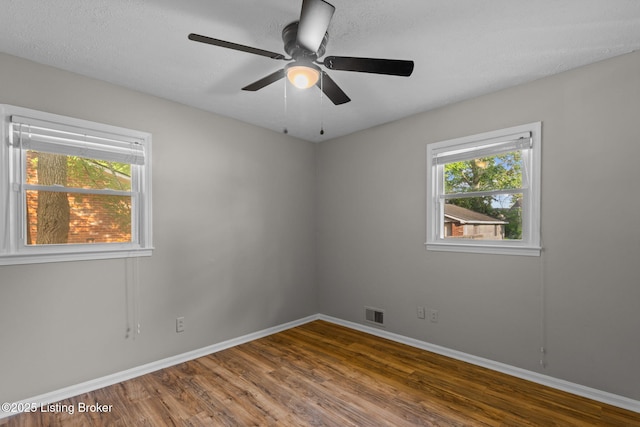 4006 Sea Wave Ct, Louisville, KY 40229 - photo 27