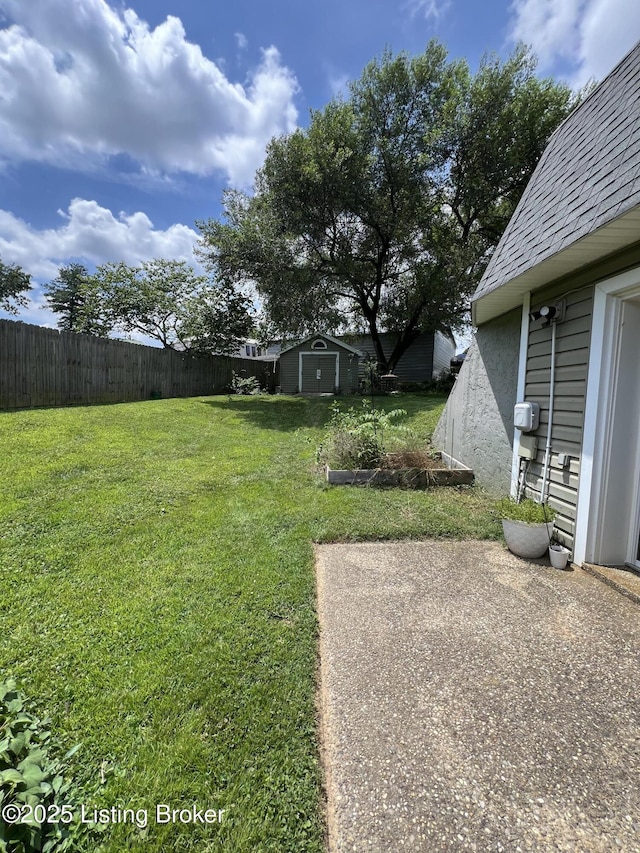 8809 Roman Ct, Louisville, KY 40291 - photo 24