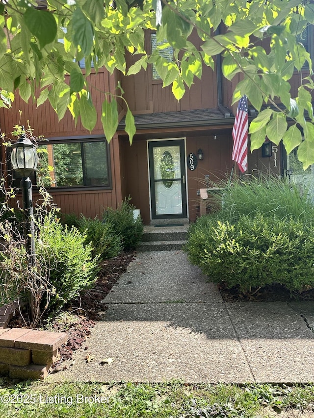 509 Piping Rock Rd, Brandenburg, KY 40108 - property entrance featuring board and batten siding
