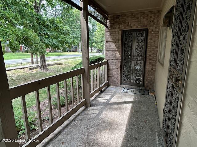 4125 Browns Ln Unit 117, Louisville, KY 40220 - view of covered porch