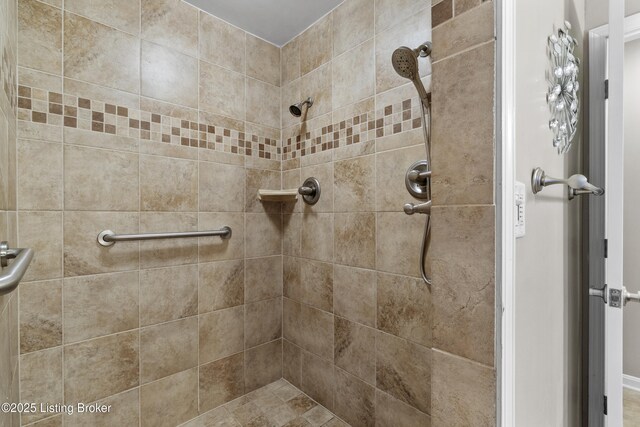 8317 Cabin Hill Rd, Louisville, KY 40291 - photo 14