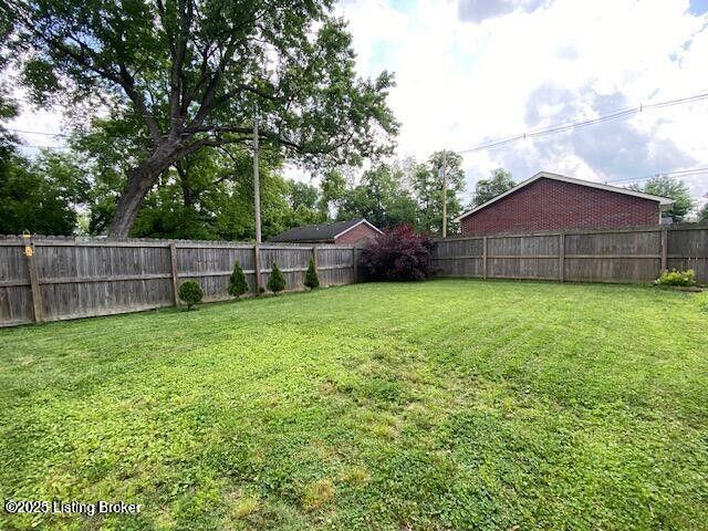 201 E John Fitch Ave, Bardstown, KY 40004 - photo 42