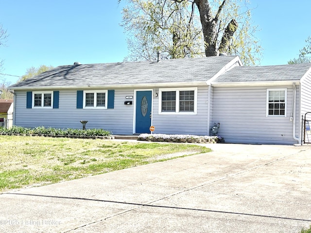 9807 Gandy Rd, Louisville, KY 40272 - photo 1