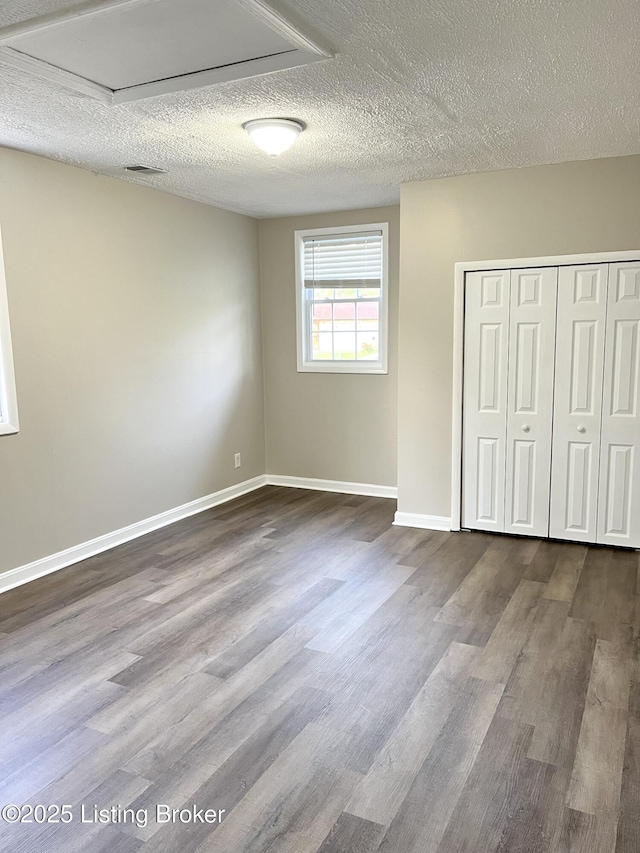 9807 Gandy Rd, Louisville, KY 40272 - photo 10