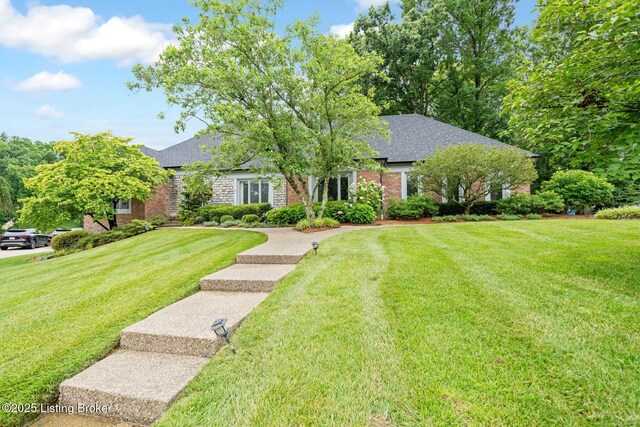 527 Woodlake Dr, Louisville, KY 40245 - photo 4