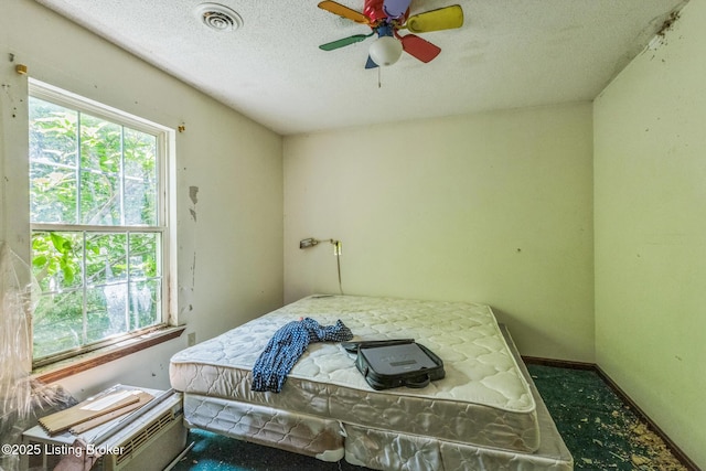 363 S Deepwood Dr, Radcliff, KY 40160 - bedroom with a textured ceiling and a ceiling fan