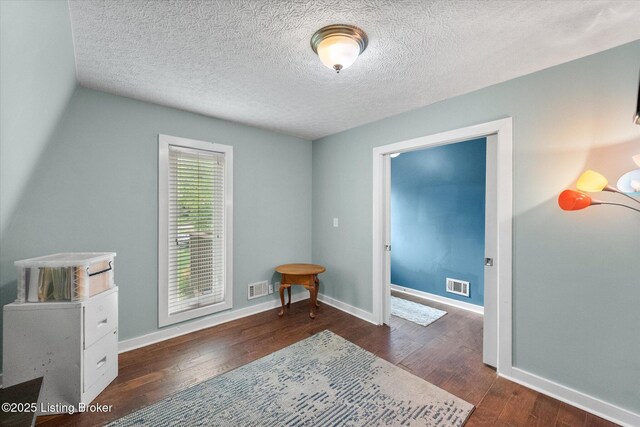 4710 Haeringdon Ct, Louisville, KY 40299 - photo 8