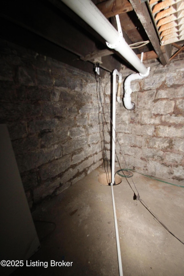 2619 Bank St, Louisville, KY 40212 - photo 20
