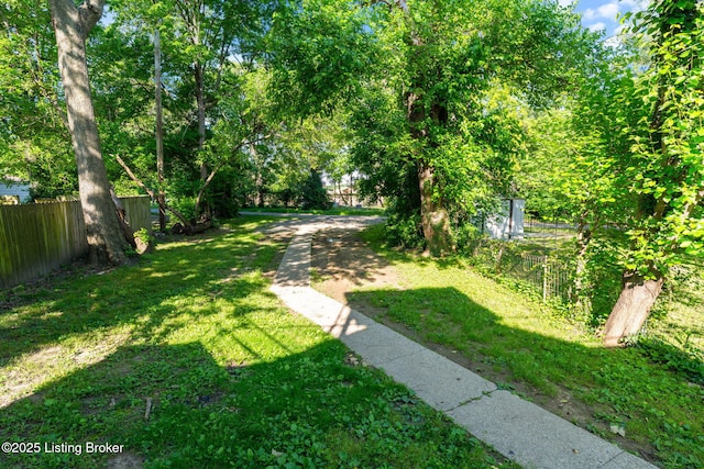1704 S Preston St, Louisville, KY 40217 - photo 3