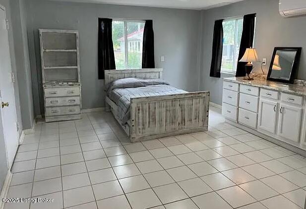 2811 Waldoah Beach Rd, Louisville, KY 40207 - photo 13