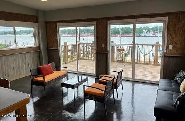 2811 Waldoah Beach Rd, Louisville, KY 40207 - photo 17
