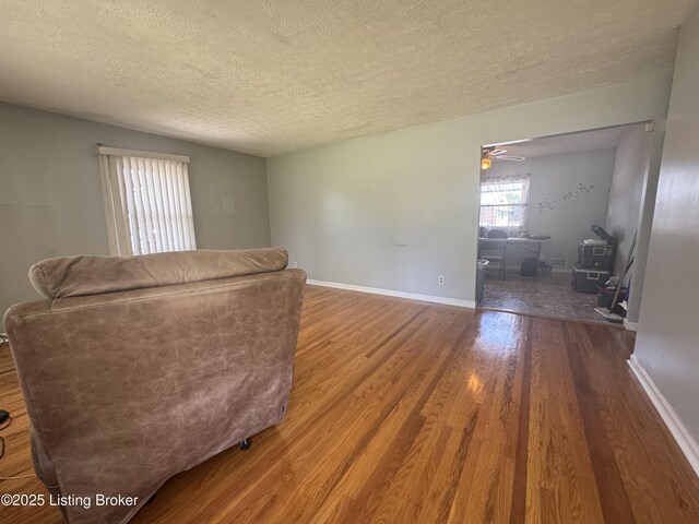 8929 Brown Austin Rd, Fairdale, KY 40118 - photo 4