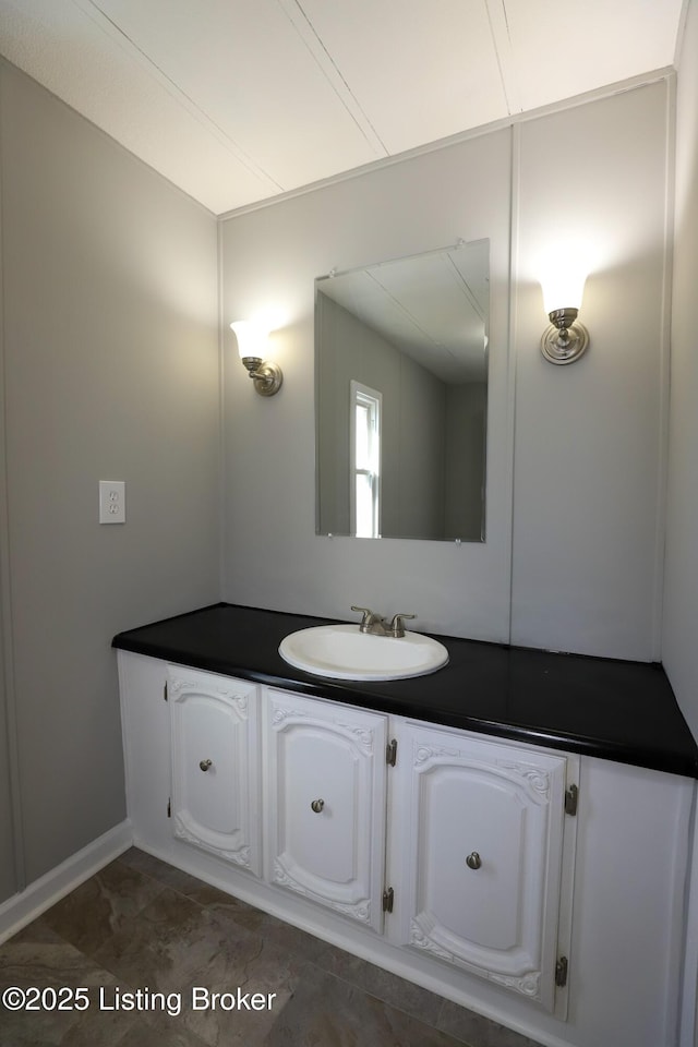 43 Mcfarlin Ln, Vine Grove, KY 40175 - bathroom featuring vanity