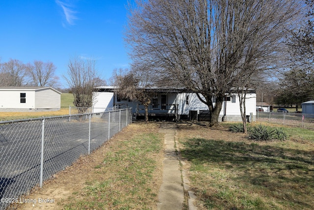43 Mcfarlin Ln, Vine Grove, KY 40175 - view of yard