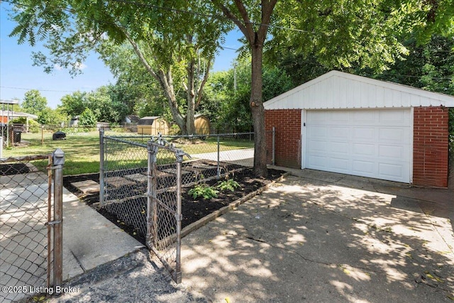 3516 Lisbon Ln, Louisville, KY 40218 - photo 5