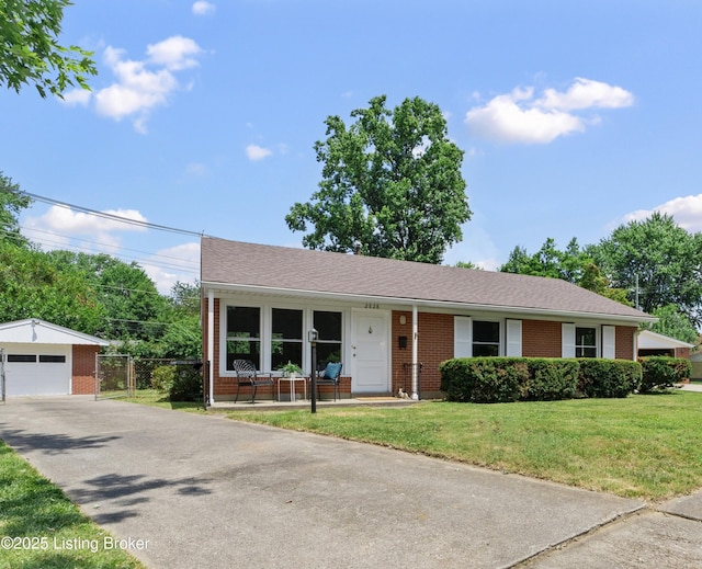 2828 Shannon Dr, Louisville, KY 40220 - photo 1