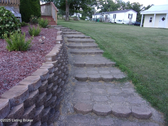 1366 Greens Chapel Rd, Bloomfield, KY 40008 - view of grassy yard