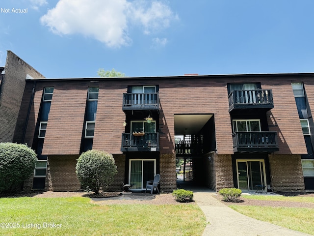 3505 Lodge Ln Unit 312, Louisville, KY 40218 - photo 1