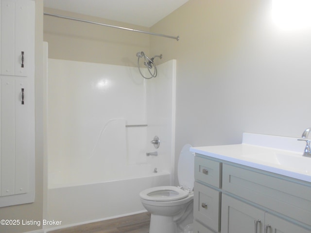732 Poplar Flat Rd, Bardstown, KY 40004 - bathroom featuring shower / tub combination, wood finished floors, and vanity