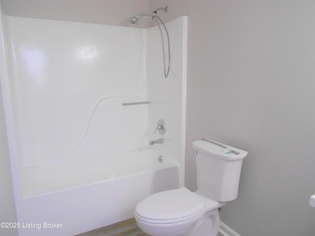 732 Poplar Flat Rd, Bardstown, KY 40004 - full bath featuring toilet and shower / washtub combination