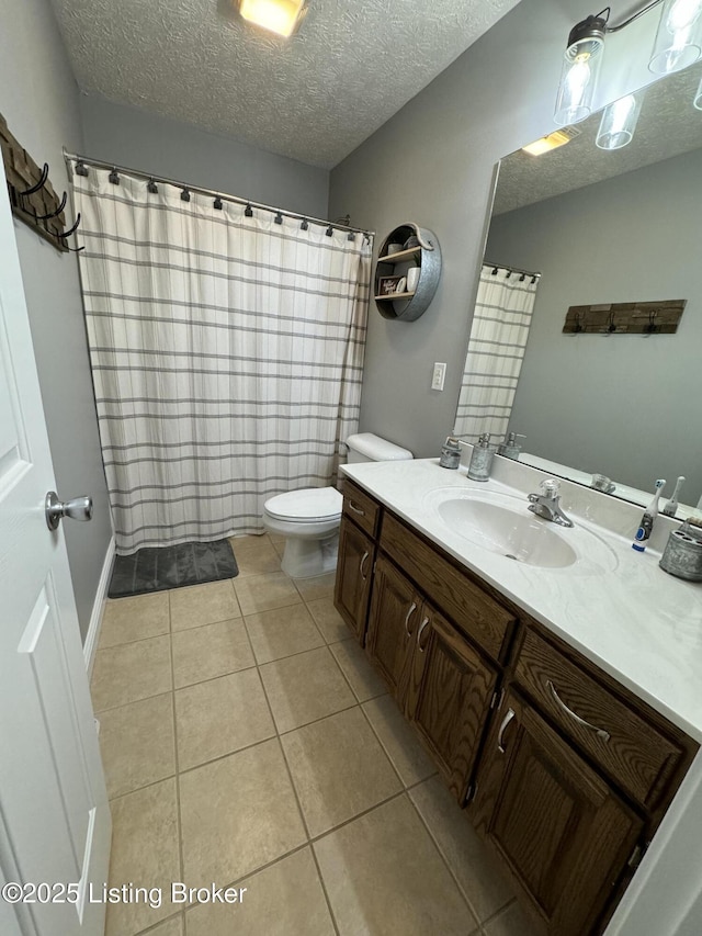 79 Brightberry Rd, Brandenburg, KY 40108 - full bath featuring tile patterned flooring, vanity, and a textured ceiling