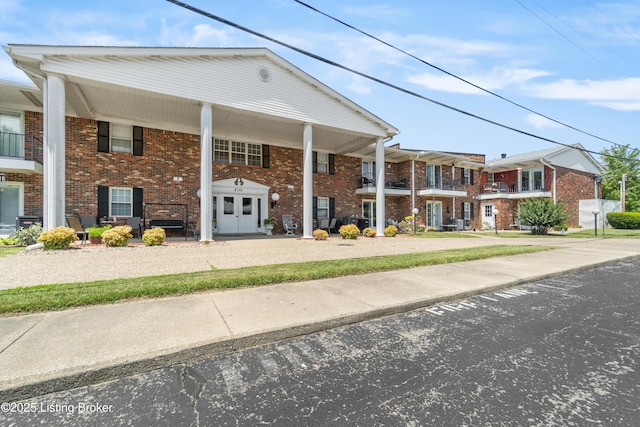 8101 Wendamoor Dr Unit 27, Louisville, KY 40228 - photo 2