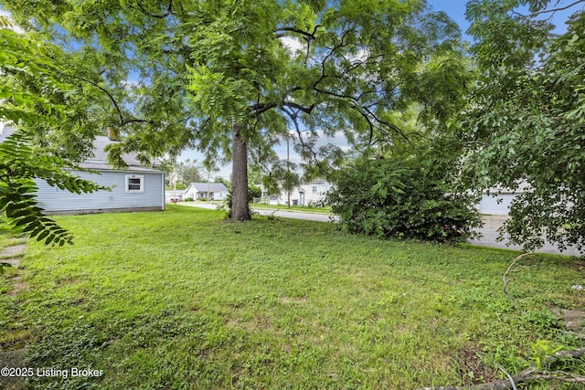 3601 Powell Ave, Louisville, KY 40215 - photo 24