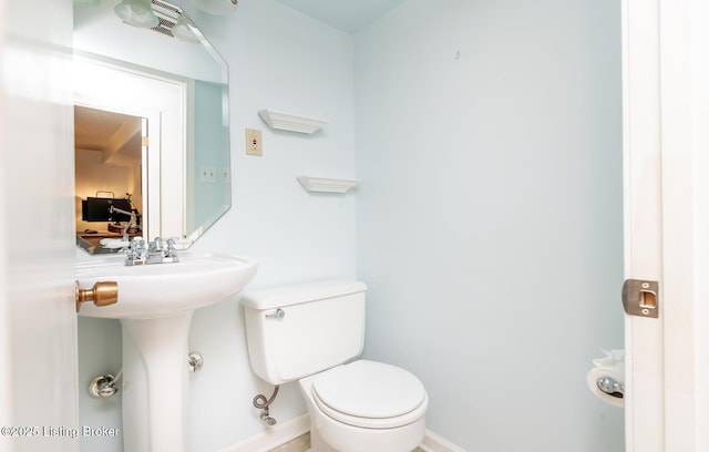 10305 Foxboro Dr, Louisville, KY 40223 - photo 30