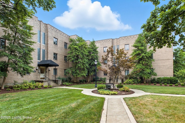 2126 Village Dr Unit 11, Louisville, KY 40205 - photo 2