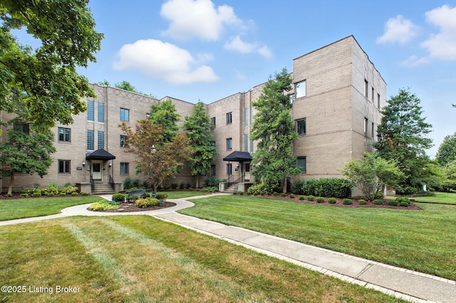 2126 Village Dr Unit 11, Louisville, KY 40205 - photo 3