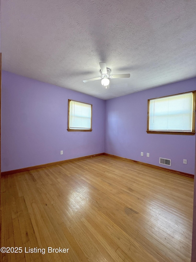 11010 Oliverda Dr, Louisville, KY 40272 - photo 23