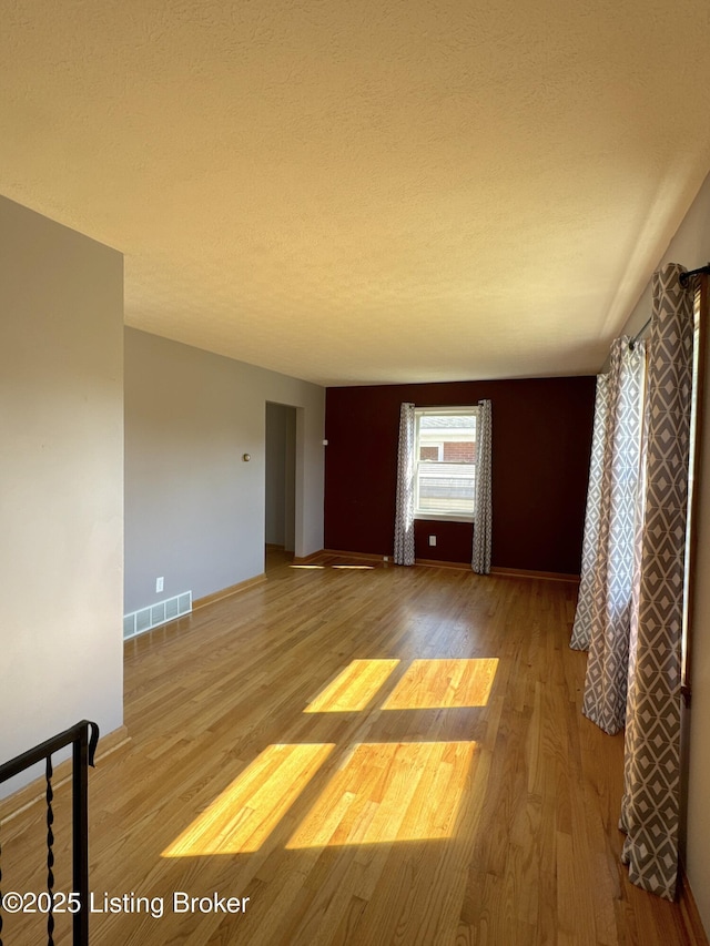 11010 Oliverda Dr, Louisville, KY 40272 - photo 9