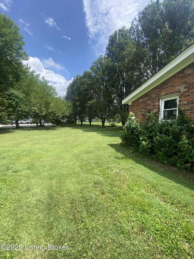4505 Forest Ridge Ct, Louisville, KY 40219 - photo 14