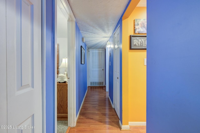 3308 Mcadams Ct, Jeffersontown, KY 40299 - hall featuring light wood-style flooring and baseboards
