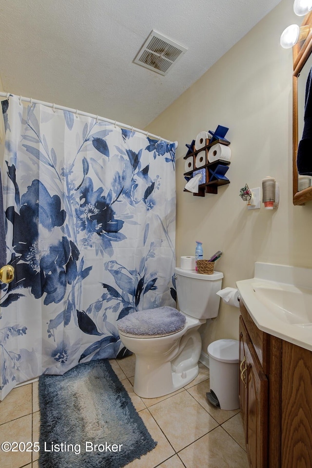 3308 Mcadams Ct, Jeffersontown, KY 40299 - full bath with vanity, tile patterned floors, and a shower with shower curtain