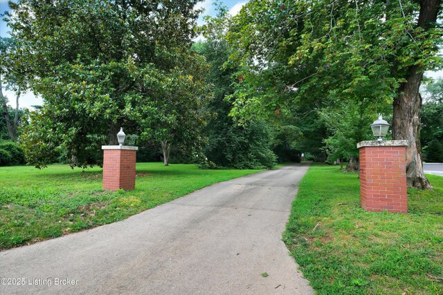 712 Rudy Ln, Louisville, KY 40207 - photo 43