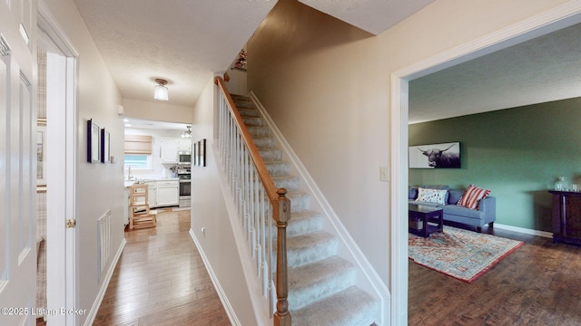 4705 Sunny Meadow Ct, Louisville, KY 40241 - photo 3
