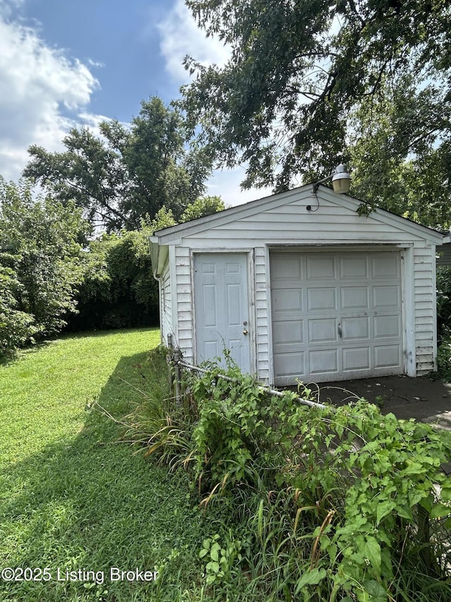 3302 Powell Ave, Louisville, KY 40215 - photo 11
