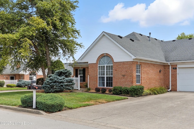131 Magnolia Ave, La Grange, KY 40031 - photo 1