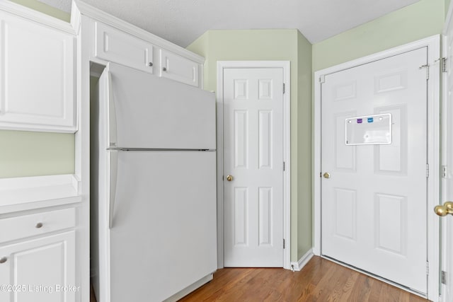 4702 Chenoweth Run Rd, Louisville, KY 40299 - photo 7