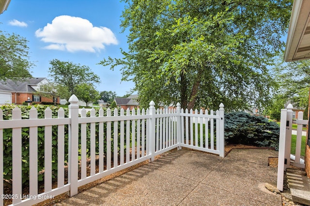 105 Azalea Ct, La Grange, KY 40031 - photo 3